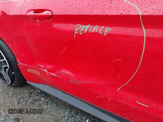 2022 Ford Mustang EcoBoost z VIN 1FA6P8TH2N5138273, wystawiony jako IAAI lot #42321056 z przebiegiem 59 856 mil mil oraz . Historia ofert i sprzedaży dostępna na DreamBid. Obrazek 18.