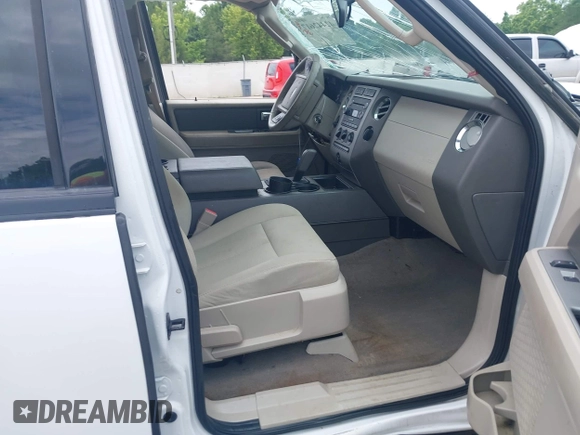 2011 Ford Expedition XLT with VIN 1FMJU1H58BEF54161, listed as a IAAI auction lot 42442617 with 145,864 mi miles and . Bid and sale history available at DreamBid. Image 5.