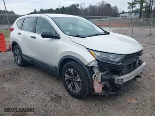 2018 Honda CR-V LX with VIN 2HKRW5H39JH417591, listed as a IAAI auction lot 41762656 with 86,957 mi miles. Bid and sale history available at carsss.com. Image 1.