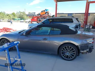 2019 Maserati GranTurismo Convertible Sport with VIN ZAM45VMA3K0318440, listed as a IAAI auction lot 41843305 with 14,296 mi miles. Bid and sale history available at carsss.com. Image 14.