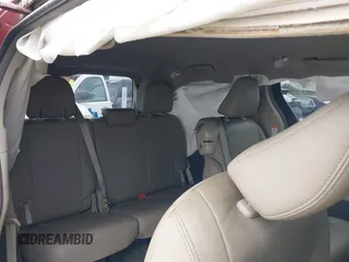 2015 Toyota Sienna XLE with VIN 5TDYK3DC0FS565597, listed as a IAAI auction lot 42062160 with 181,543 mi miles. Bid and sale history available at carsss.com. Image 8.