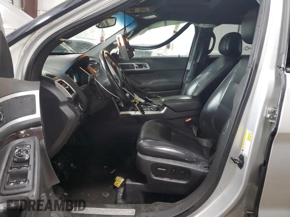 2012 Ford Explorer Limited с VIN 1FMHK8F89CGA81323, выставлен на аукционе Copart как лот 63231765 с пробегом 192 734 миль миль и Списание • Salvage title. История ставок и продаж доступна на DreamBid. Изображение 7.