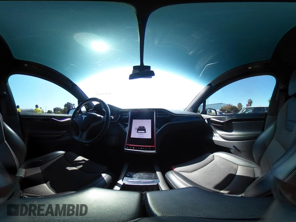 2017 Tesla Model X 90D z VIN 5YJXCBE23HF027198, wystawiony jako IAAI lot #42439451 z przebiegiem 111 122 mil mil oraz . Historia ofert i sprzedaży dostępna na DreamBid. Obrazek 25.