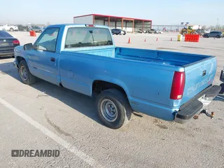 1996 Chevrolet Silverado 1500 with VIN 1GCEC14W2TZ142772, listed as a IAAI auction lot 41986326 with 249,738 mi miles and . Bid and sale history available at DreamBid. Image 3.