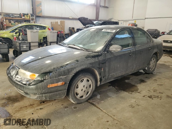 2000 Saturn SL with VIN 1G8ZH5288YZ184685, listed as a Copart auction lot 43831105 with 319,384 mi miles and Clean Title. Bid and sale history available at carsss.com. Image 1.