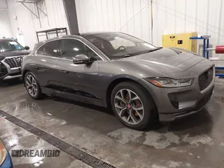 2019 Jaguar I-PACE HSE with VIN SADHD2S16K1F76477, listed as a IAAI auction lot 41289868 with 30,952 mi miles. Bid and sale history available at carsss.com. Image 1.