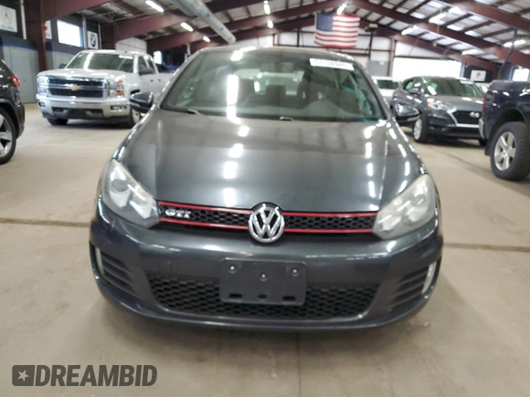 2013 Volkswagen GTI z VIN WVWED7AJ2DW089888, wystawiony jako Copart lot #57150945 z przebiegiem 146 134 mil mil oraz Czysty tytuł • Clean title. Historia ofert i sprzedaży dostępna na DreamBid. Obrazek 5.