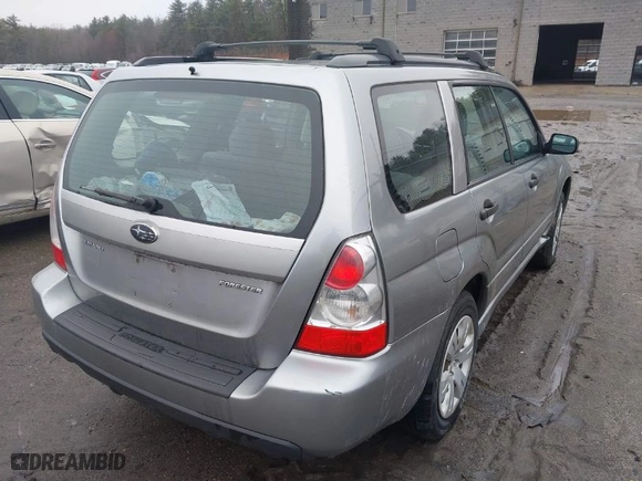 2008 Subaru Forester (Natl) X with VIN JF1SG636X8H729486, listed as a IAAI auction lot 41950186 with 177,348 mi miles. Bid and sale history available at carsss.com. Image 4.