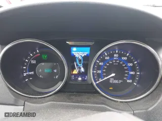 2013 Hyundai Sonata Hybrid Limited with VIN KMHEC4A4XDA050373, listed as a IAAI auction lot 41846776 with 183,863 mi miles. Bid and sale history available at carsss.com. Image 7.