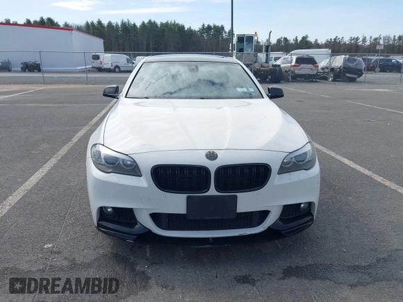 2013 BMW 5 Series 535i xDrive with VIN WBAFU7C51DDU68586, listed as a IAAI auction lot 41939159 with 111,496 mi miles and . Bid and sale history available at carsss.com. Image 12.