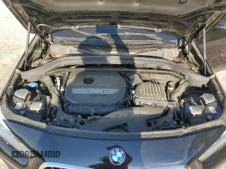 2022 BMW X2 sDrive28i z VIN WBXYH9C02N5U43355, wystawiony jako Copart lot #54235765 z przebiegiem 51 347 mil mil oraz Szkody całkowita. Historia ofert i sprzedaży dostępna na DreamBid. Obrazek 11.