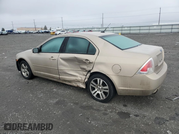 2007 Ford Fusion SE with VIN 3FAHP01107R239666, listed as a Copart auction lot 88331265 with 264,083 mi miles and Salvage Title. Bid and sale history available at carsss.com. Image 2.