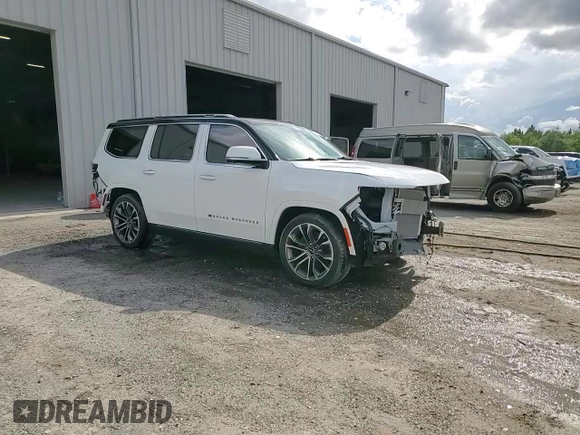 2022 Jeep Grand Wagoneer Series III с VIN 1C4SJVGJ3NS104673, выставлен на аукционе Copart как лот 56624915 с пробегом 34 649 миль миль и На запчасти • Non repairable. История ставок и продаж доступна на DreamBid. Изображение 15.