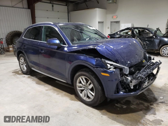 2020 Audi Q5 Premium with VIN WA1ANAFY8L2115490, listed as a Copart auction lot 87094424 with 49,528 mi miles and Salvage Title. Bid and sale history available at carsss.com. Image 4.