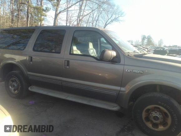 2005 Ford Excursion Limited with VIN 1FMNU43S95EB14129, listed as a IAAI auction lot 41348973 with Not provided miles and . Bid and sale history available at DreamBid. Image 2.