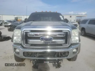 2011 Ford Super Duty F-450 DRW XL with VIN 1FT8W4DT3BEA29057, listed as a Copart auction lot 84098034 with 183,357 mi miles and Salvage Title. Bid and sale history available at carsss.com. Image 5.