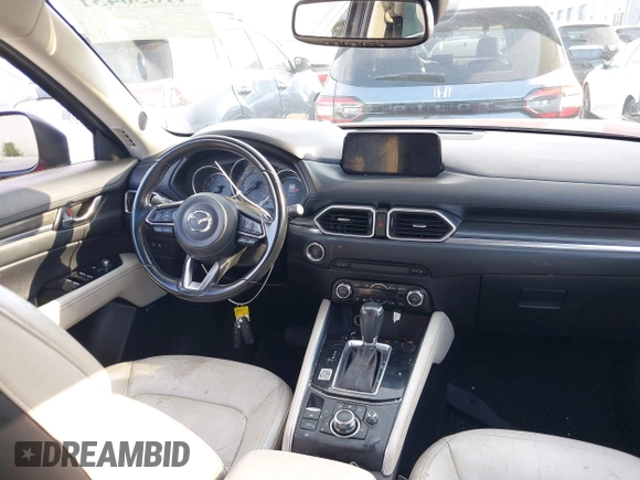 2018 Mazda CX-5 Grand Touring with VIN JM3KFBDM2J0333017, listed as a IAAI auction lot 41850431 with 85,000 mi miles. Bid and sale history available at carsss.com. Image 18.
