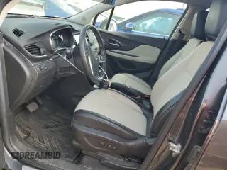 2017 Buick Encore Preferred z VIN KL4CJASBXHB058478, wystawiony jako Copart lot #60309155 z przebiegiem 74 011 mil mil oraz Szkoda całkowita • Salvage title. Historia ofert i sprzedaży dostępna na DreamBid. Obrazek 7.