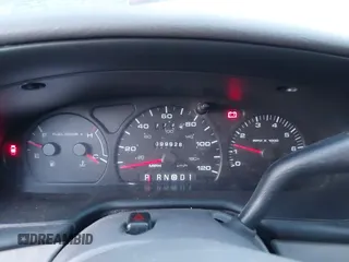 2002 Ford Taurus SE Standard z VIN 1FAFP53U32G242170, wystawiony jako IAAI lot #41299039 z przebiegiem 99 928 mil mil oraz . Historia ofert i sprzedaży dostępna na DreamBid. Obrazek 7.
