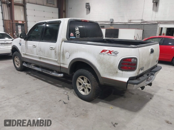 2002 Ford F-150 XLT with VIN 1FTRW08L02KE16948, listed as a IAAI auction lot 41881612 with 168,471 mi miles. Bid and sale history available at carsss.com. Image 3.