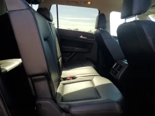2018 Volkswagen Atlas SEL z VIN 1V2MR2CA5JC556584, wystawiony jako Copart lot #54410255 z przebiegiem 111 580 mil mil oraz Szkoda całkowita • Salvage title. Historia ofert i sprzedaży dostępna na DreamBid. Obrazek 11.
