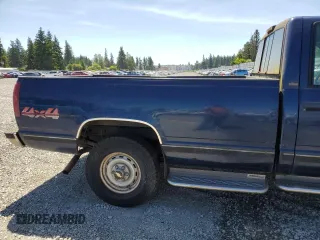 1995 Chevrolet Silverado 2500 z VIN 1GCFK24K7SE228644, wystawiony jako Copart lot #57244755 z przebiegiem 241 137 mil mil oraz Szkoda całkowita • Salvage title. Historia ofert i sprzedaży dostępna na DreamBid. Obrazek 10.