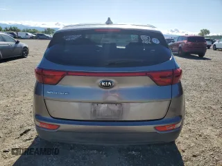 2017 Kia Sportage LX z VIN KNDPMCACXH7068094, wystawiony jako Copart lot #56706805 z przebiegiem 119 304 mil mil oraz Szkoda całkowita • Salvage title. Historia ofert i sprzedaży dostępna na DreamBid. Obrazek 6.