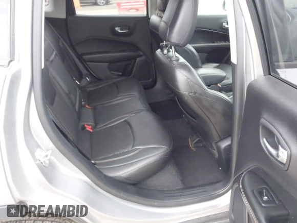 2018 Jeep Compass Latitude with VIN 3C4NJDBB1JT303009, listed as a IAAI auction lot 42012766 with 161,463 mi miles. Bid and sale history available at carsss.com. Image 8.
