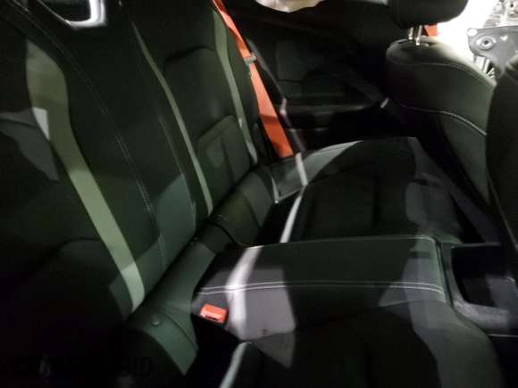 2023 Chevrolet Camaro 2LT z VIN 1G1FD1RS3P0128342, wystawiony jako Copart lot #82354134 z przebiegiem Nie podano mil oraz Nie do naprawy • Non repairable. Historia ofert i sprzedaży dostępna na DreamBid. Obrazek 10.