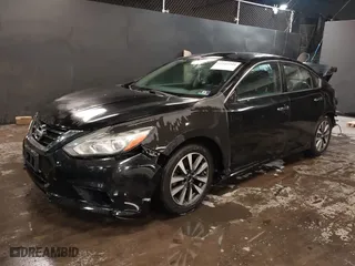 2017 Nissan Altima 2.5 SR with VIN 1N4AL3AP7HC279293, listed as a IAAI auction lot 41512244 with 68,643 mi miles. Bid and sale history available at carsss.com. Image 2.