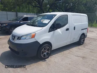2016 Nissan NV200 S z VIN 3N6CM0KNXGK691709, wystawiony jako IAAI lot #42510734 z przebiegiem 113 831 mil mil oraz . Historia ofert i sprzedaży dostępna na DreamBid. Obrazek 2.