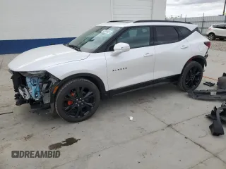 2020 Chevrolet Blazer RS z VIN 3GNKBKRSXLS723913, wystawiony jako Copart lot #49809805 z przebiegiem 51 820 mil mil oraz Szkoda całkowita • Salvage title. Historia ofert i sprzedaży dostępna na DreamBid. Obrazek 1.