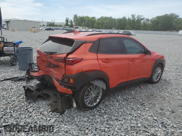 2020 Hyundai Kona SEL Plus with VIN KM8K62AA7LU558429, listed as a Copart auction lot 50359095 with 44,432 mi miles and Salvage Title. Bid and sale history available at carsss.com. Image 3.