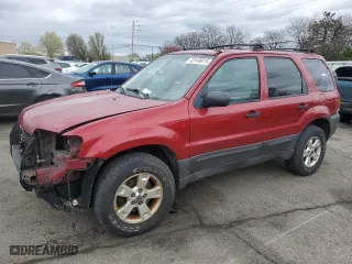 2005 Ford Escape XLT with VIN 1FMYU93105KD73059, listed as a Copart auction lot 53149615 with 143,739 mi miles and Salvage Title. Bid and sale history available at carsss.com. Image 1.