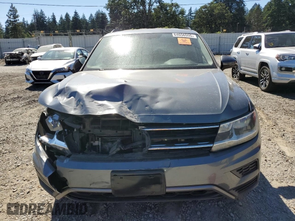 2018 Volkswagen Tiguan SEL с VIN 3VV2B7AX3JM221941, выставлен на аукционе Copart как лот 64656555 с пробегом Не указан миль и Списание • Salvage title. История ставок и продаж доступна на DreamBid. Изображение 5.