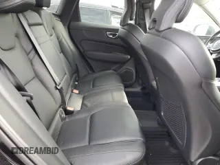 2021 Volvo XC60 Momentum with VIN YV4A22RK7M1721444, listed as a Copart auction lot 77663314 with 0 mi miles and Salvage Title. Bid and sale history available at carsss.com. Image 11.
