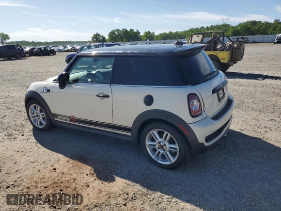 2012 MINI Hardtop S z VIN WMWSV3C55CTY19041, wystawiony jako Copart lot #52653075 z przebiegiem Nie podano mil oraz Czysty tytuł • Clean title. Historia ofert i sprzedaży dostępna na DreamBid. Obrazek 2.