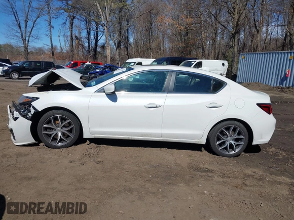 2020 Acura ILX w/Premium Pkg with VIN 19UDE2F74LA005883, listed as a IAAI auction lot 41727158 with 103,698 mi miles. Bid and sale history available at carsss.com. Image 13.