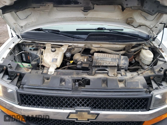 2016 Chevrolet Express Passenger LT with VIN 1GAZGPFG7G1184396, listed as a Copart auction lot 51427105 with 152,008 mi miles and Salvage title. Bid and sale history available at DreamBid. Image 12.