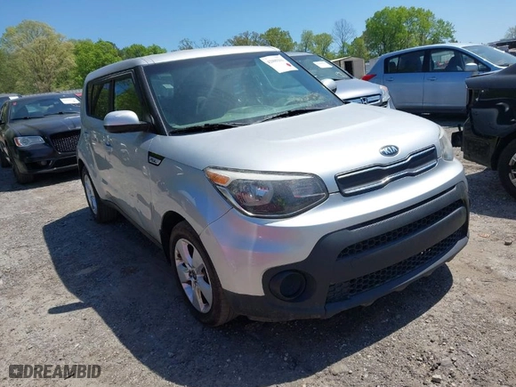 2017 Kia Soul with VIN KNDJN2A27H7456291, listed as a IAAI auction lot 42009161 with 168,255 mi miles. Bid and sale history available at carsss.com. Image 1.