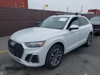 2022 Audi Q5 S line Premium Plus with VIN WA1EAAFYXN2075073, listed as a IAAI auction lot 42444448 with 16,404 mi miles and . Bid and sale history available at DreamBid. Image 17.
