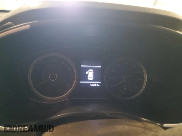 2019 Hyundai Santa Fe SE with VIN 5NMS23AD1KH007340, listed as a Copart auction lot 57855435 with 136,751 mi miles and Clean title. Bid and sale history available at DreamBid. Image 9.