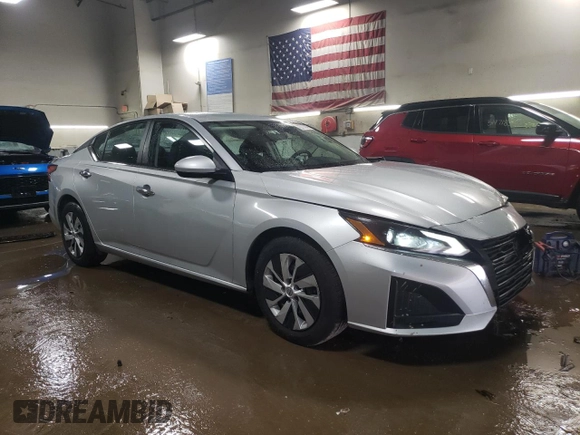 2023 Nissan Altima S with VIN 1N4BL4BV0PN324598, listed as a Copart auction lot 51869385 with 60,700 mi miles and Salvage Title. Bid and sale history available at DreamBid. Image 4.