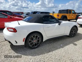 2017 FIAT 124 Spider Elaborazione Abarth z VIN JC1NFAEK3H0122865, wystawiony jako Copart lot #74121844 z przebiegiem 42 643 mil mil oraz Szkody całkowita. Historia ofert i sprzedaży dostępna na DreamBid. Obrazek 3.