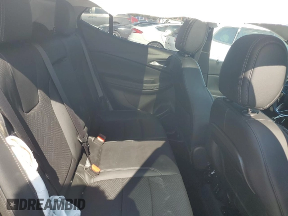 2021 Buick Encore GX Essence z VIN KL4MMFSL8MB077428, wystawiony jako Copart lot #71731754 z przebiegiem 51 432 mil mil oraz Szkoda całkowita • Salvage title. Historia ofert i sprzedaży dostępna na DreamBid. Obrazek 10.