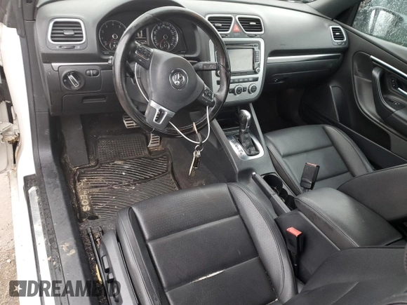 2013 Volkswagen Eos Komfort with VIN WVWBW8AH5DV001888, listed as a Copart auction lot 86886554 with 188,812 mi miles and Salvage Title. Bid and sale history available at DreamBid. Image 8.