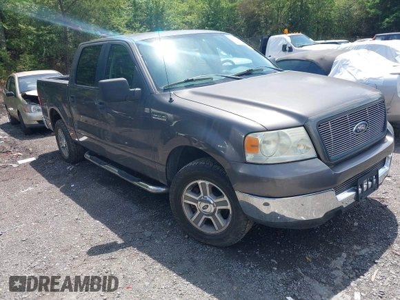 2005 Ford F-150 XLT with VIN 1FTPW12515KE80153, listed as a IAAI auction lot 42057009 with 135,454 mi miles. Bid and sale history available at carsss.com. Image 1.