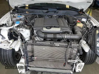 2018 Porsche Cayenne z VIN WP1AA2A24JKA01511, wystawiony jako Copart lot #47814185 z przebiegiem 58 151 mil mil oraz Szkoda całkowita • Salvage title. Historia ofert i sprzedaży dostępna na DreamBid. Obrazek 11.