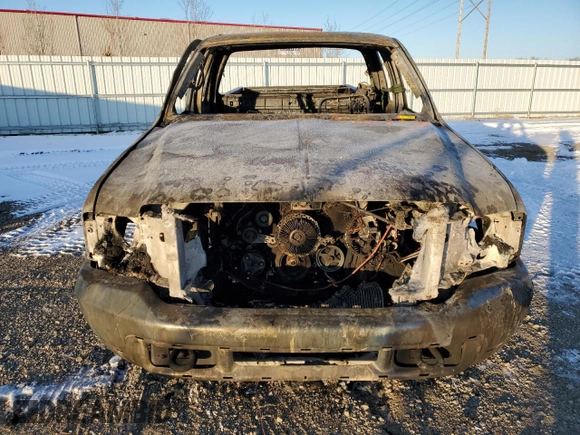 2002 Ford Super Duty F-250 XL with VIN 1FTNX21S02ED60145, listed as a Copart auction lot 48237514 with 0 mi miles and Salvage Title. Bid and sale history available at carsss.com. Image 5.