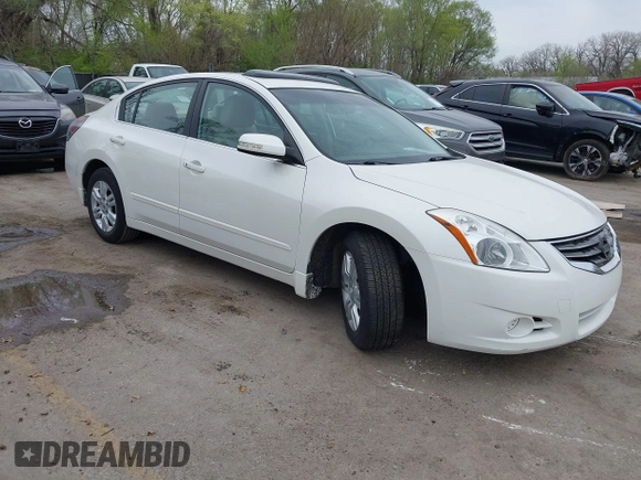 2012 Nissan Altima 2.5 with VIN 1N4AL2AP4CN533372, listed as a IAAI auction lot 41957380 with 108,594 mi miles and . Bid and sale history available at carsss.com. Image 1.